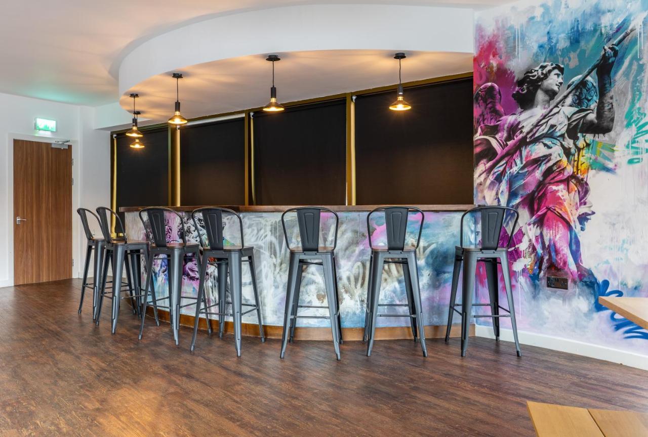 The Bling Hotel By Ustay Aparthotels Ливърпул Екстериор снимка